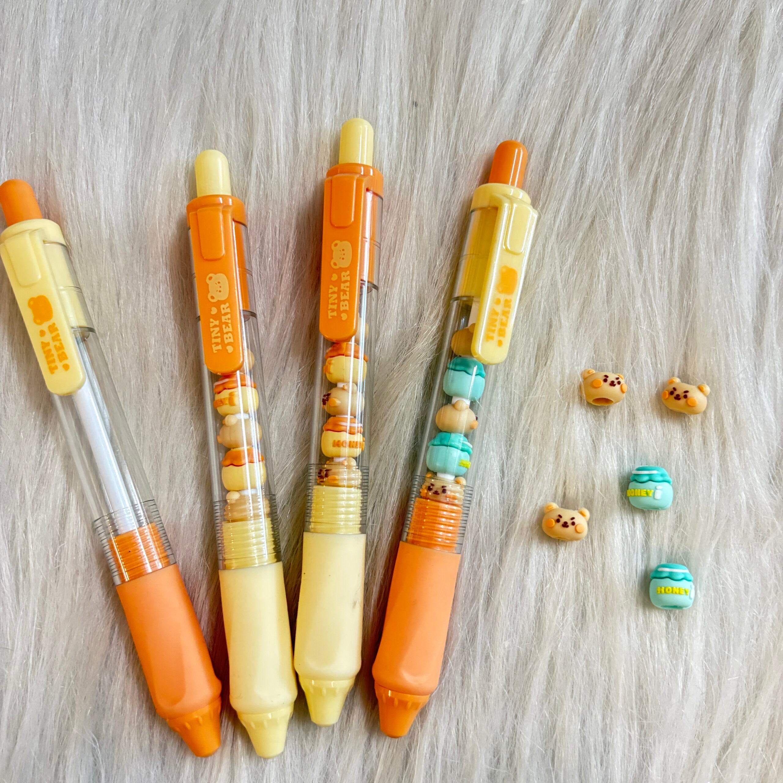 Beads tiny bear pen