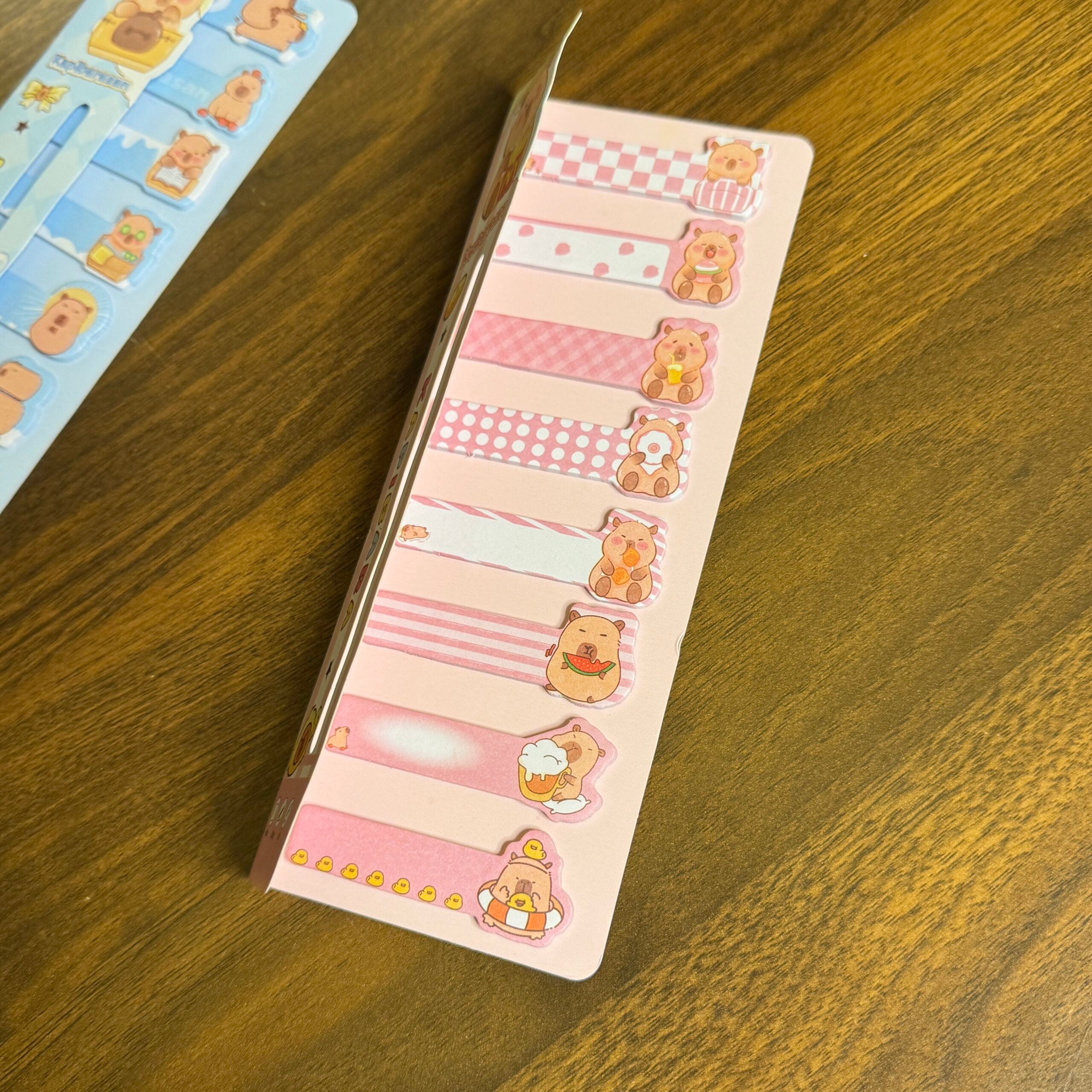 Capybara sticky notes