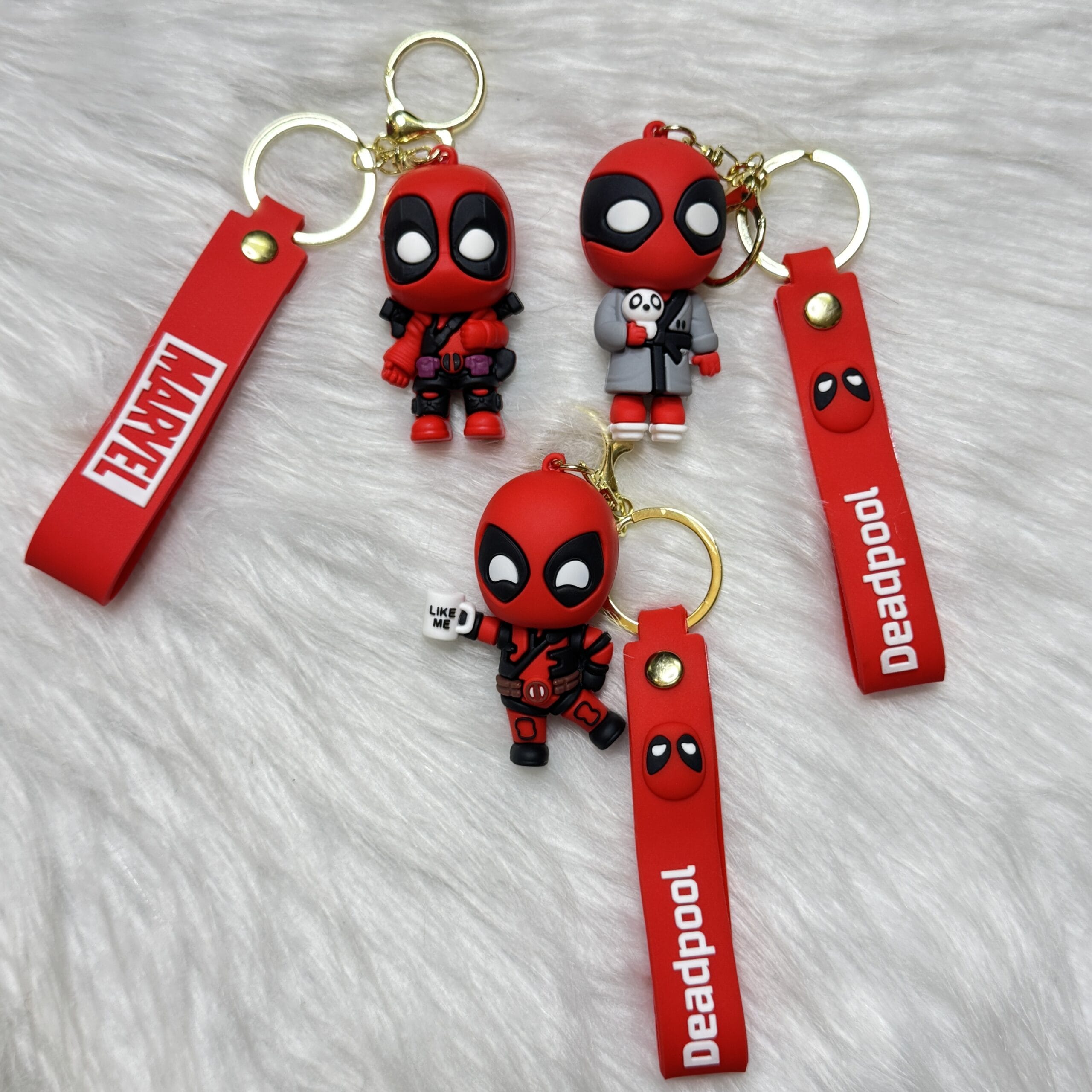Wolverine vs Deadpool keychain