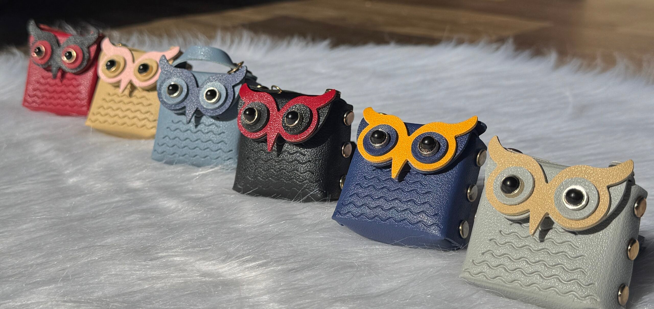 Premium Owl Coin/ bag charm (Random)