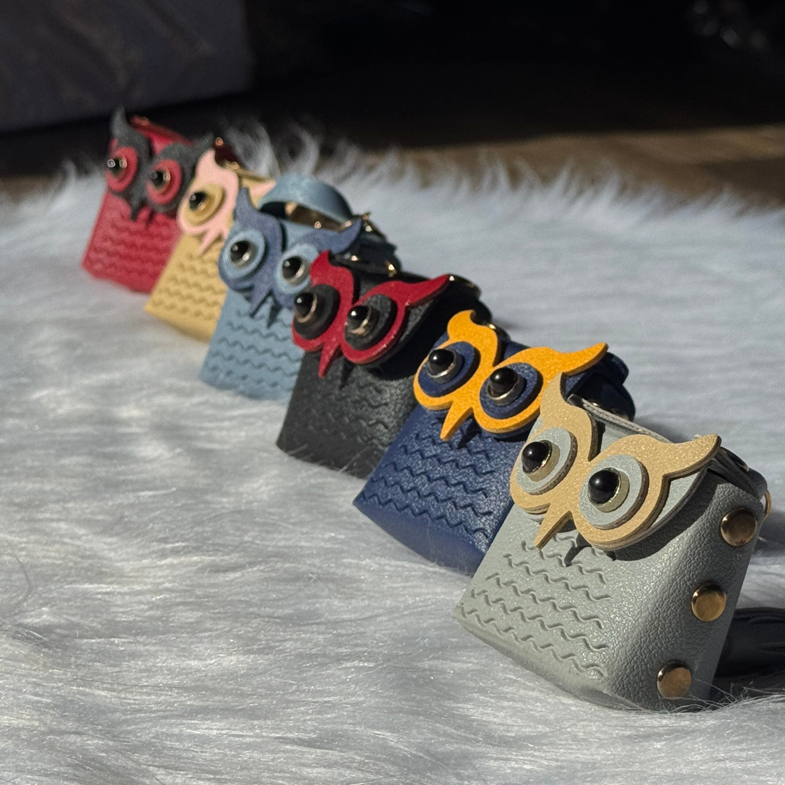 Premium Owl Coin/ bag charm (Random)