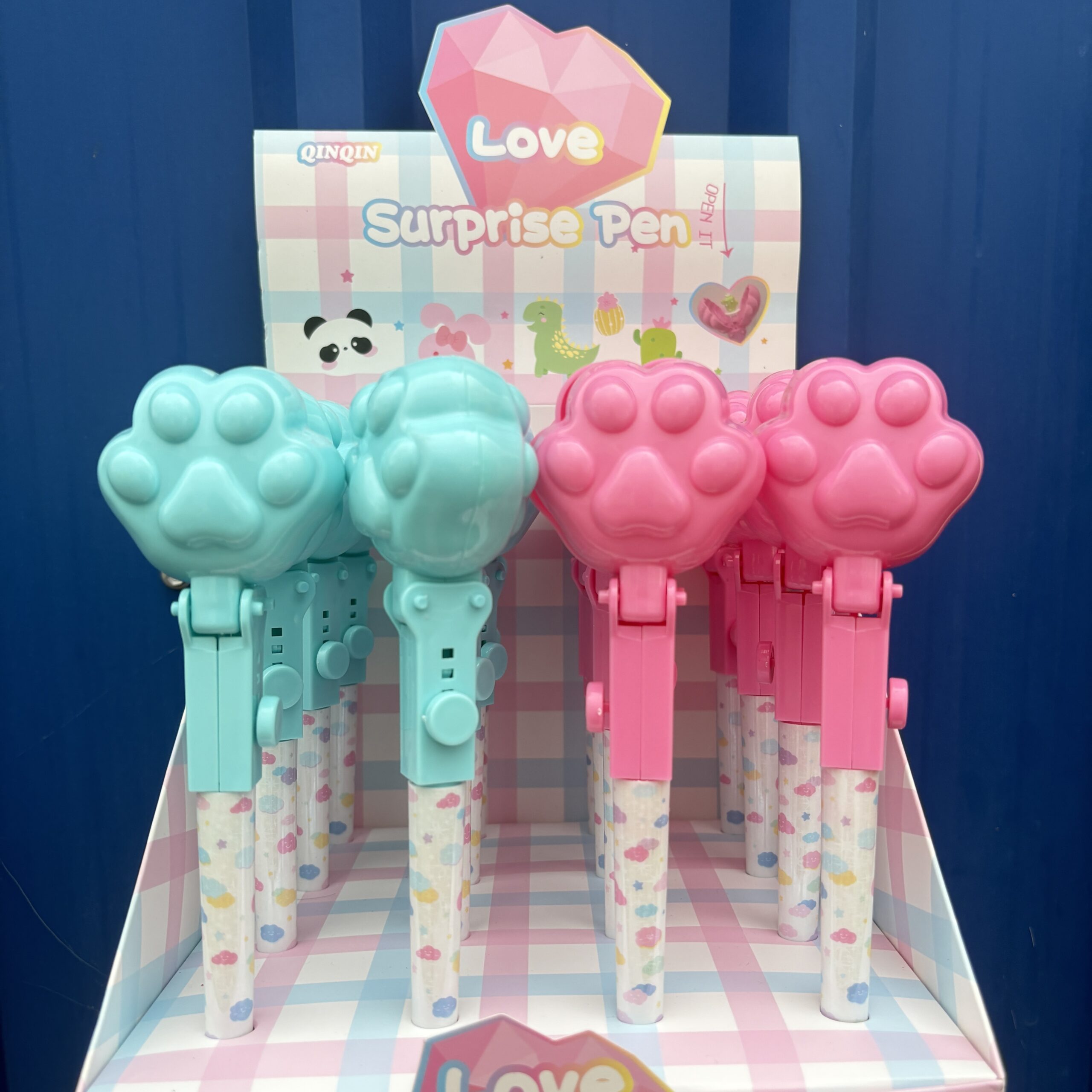 Paw shape surprise pen random