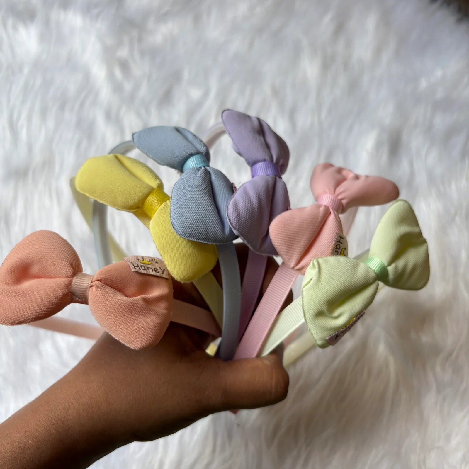 Premium bow hair band
