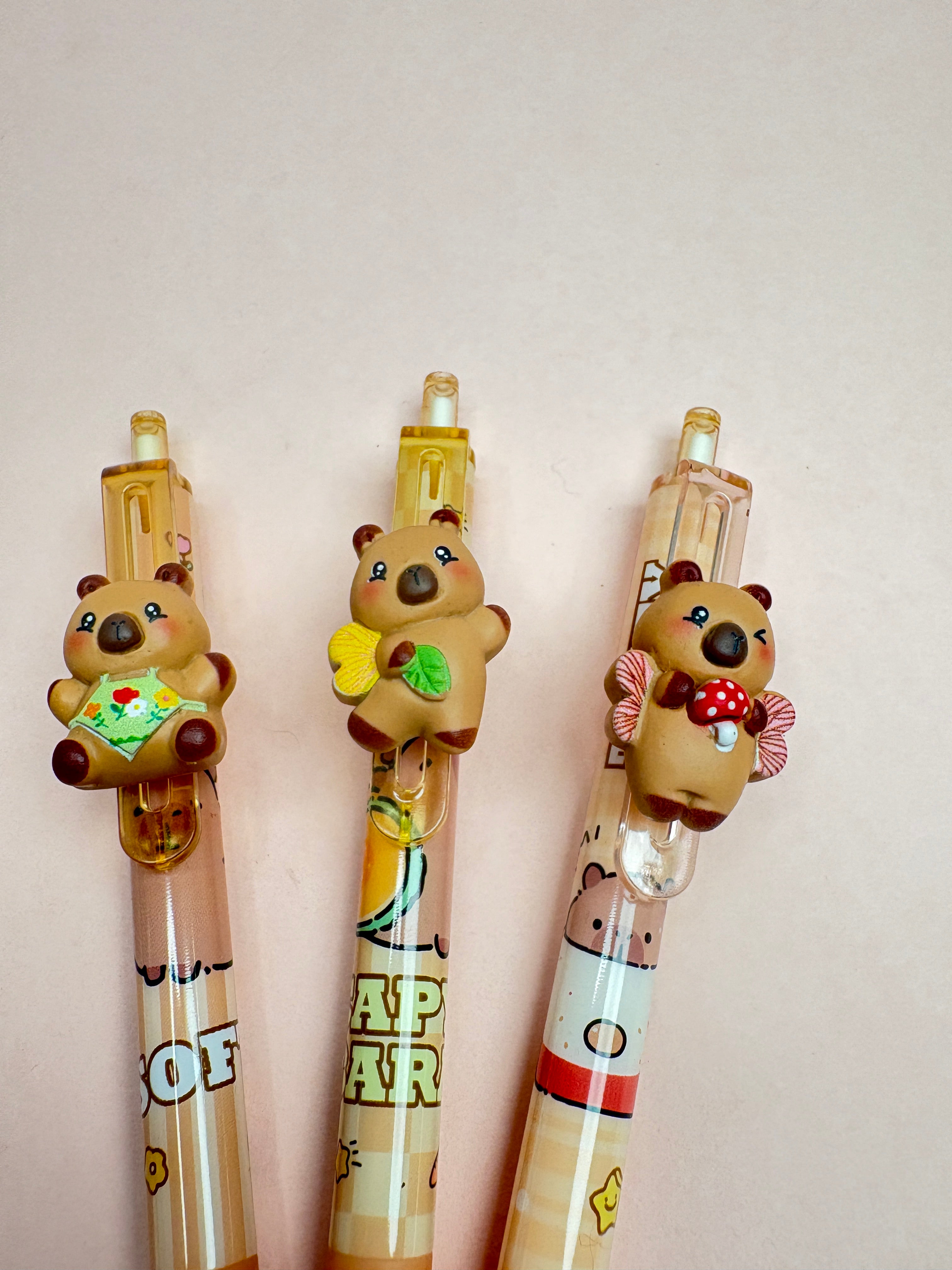 Capybara pen