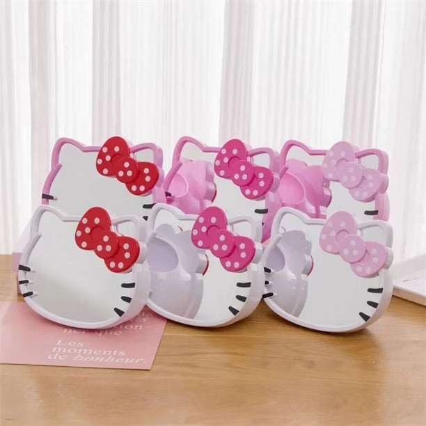Hello kitty mirror and organiser