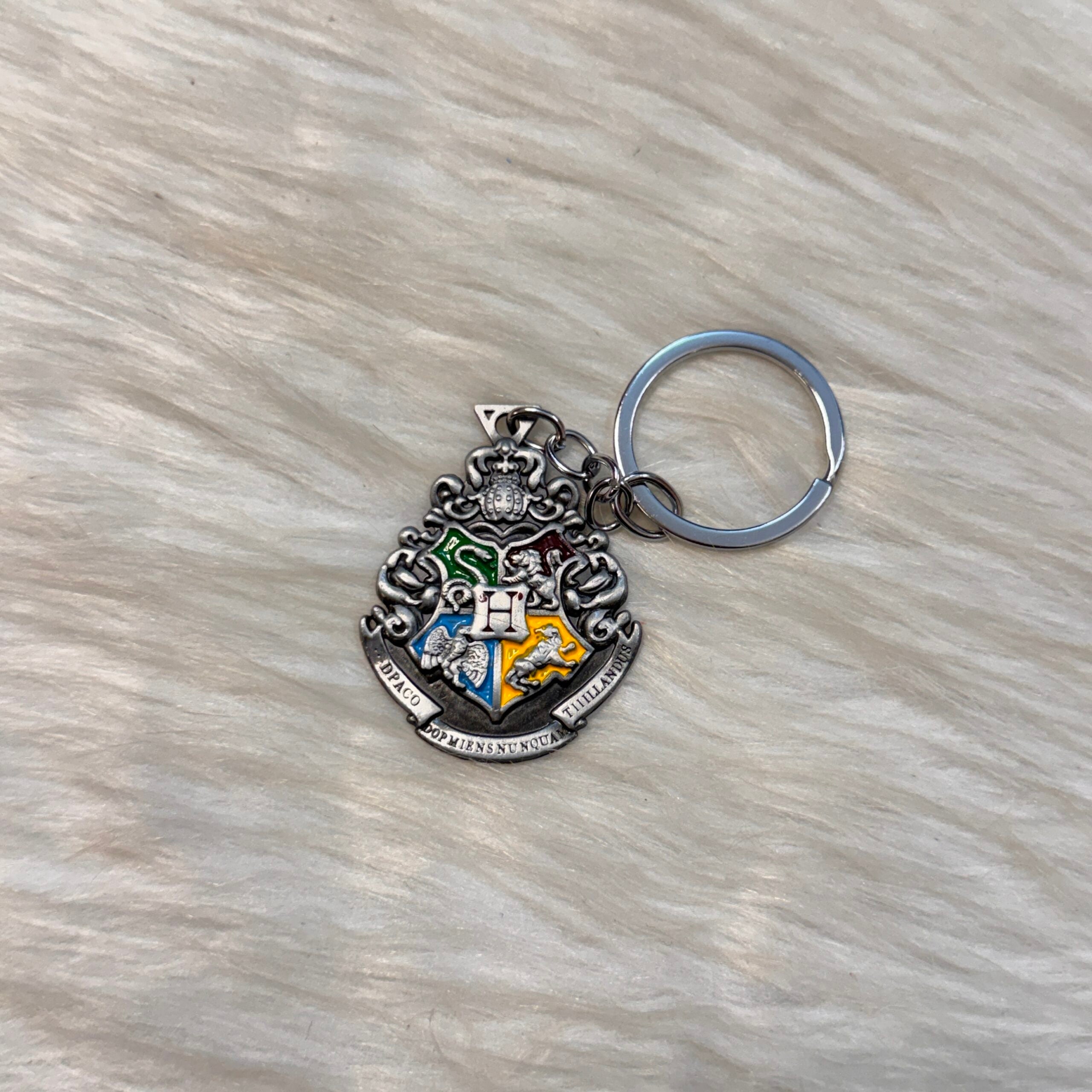 Harry Potter Hogwarts Metal Keychain