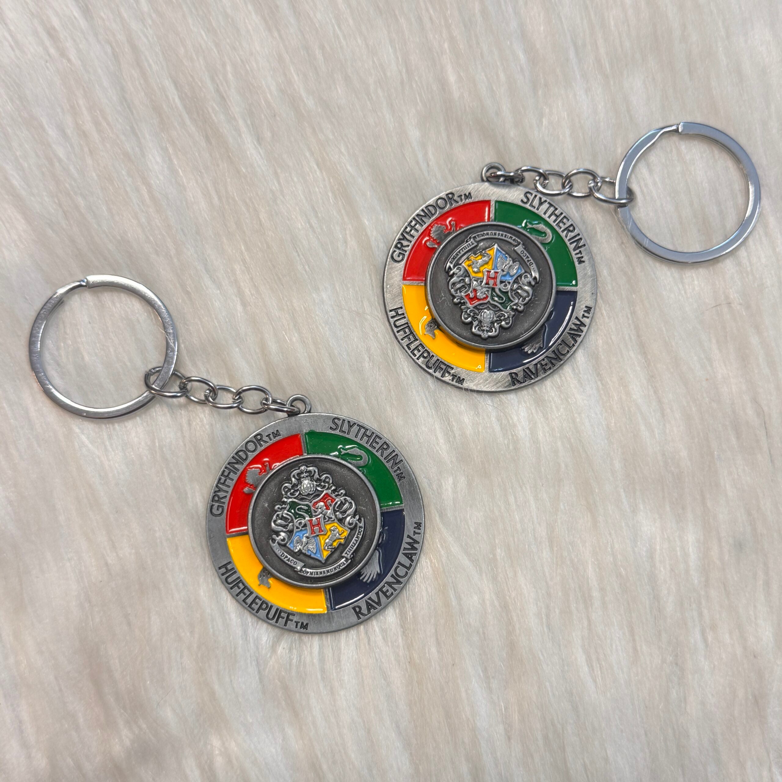 Harry Potter Hogwarts Spinning Keychain