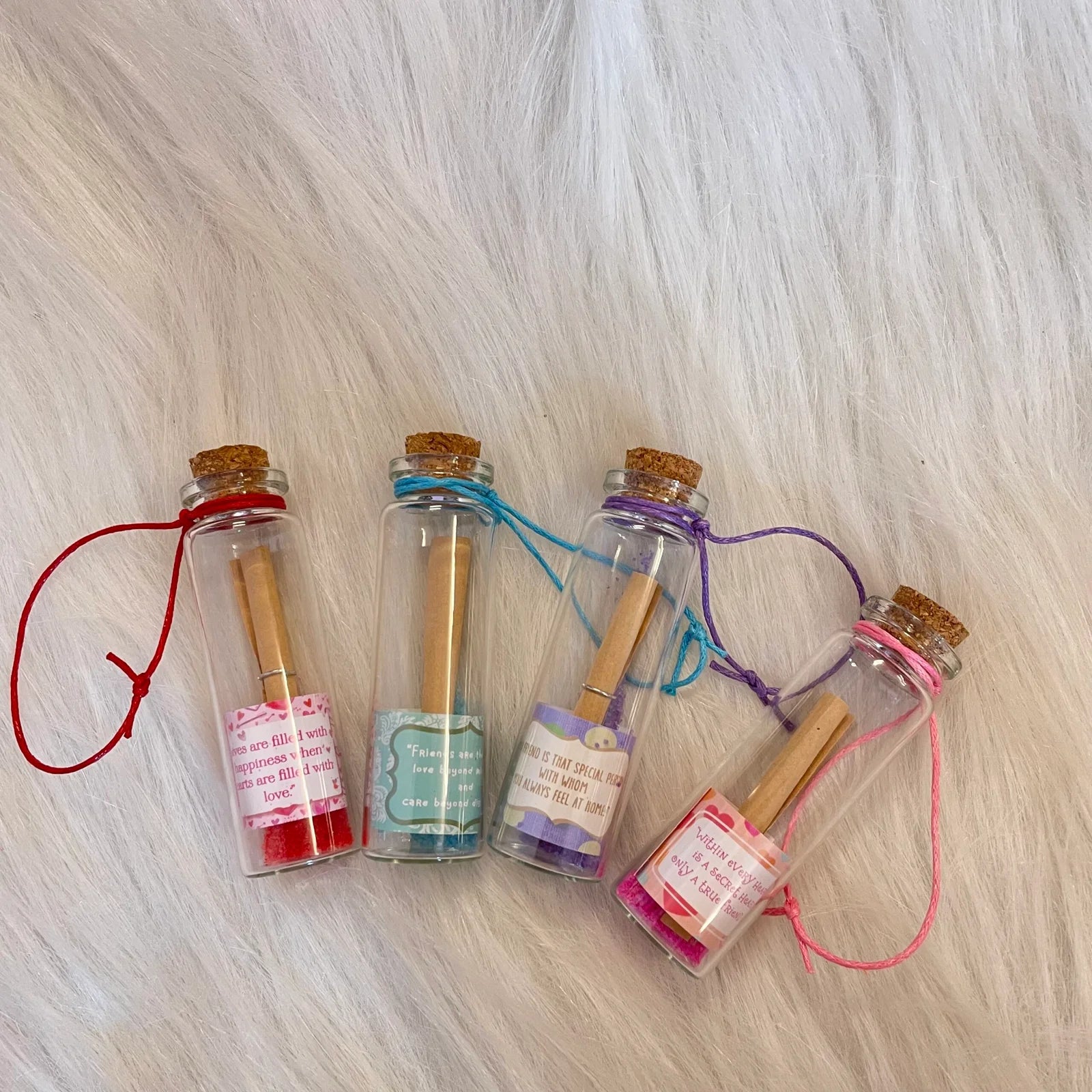 Big quotes message bottle random