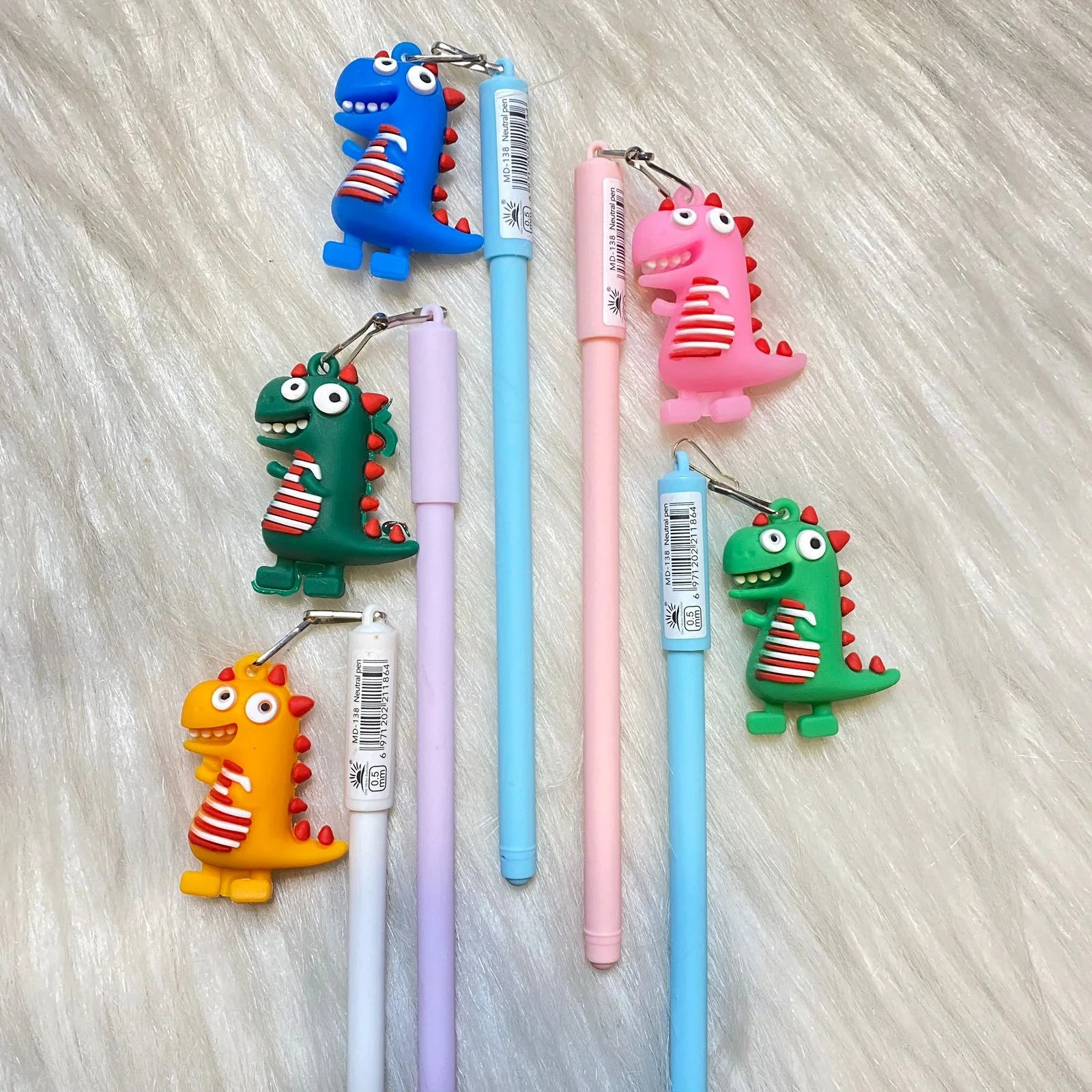 Premium dino keychain pen