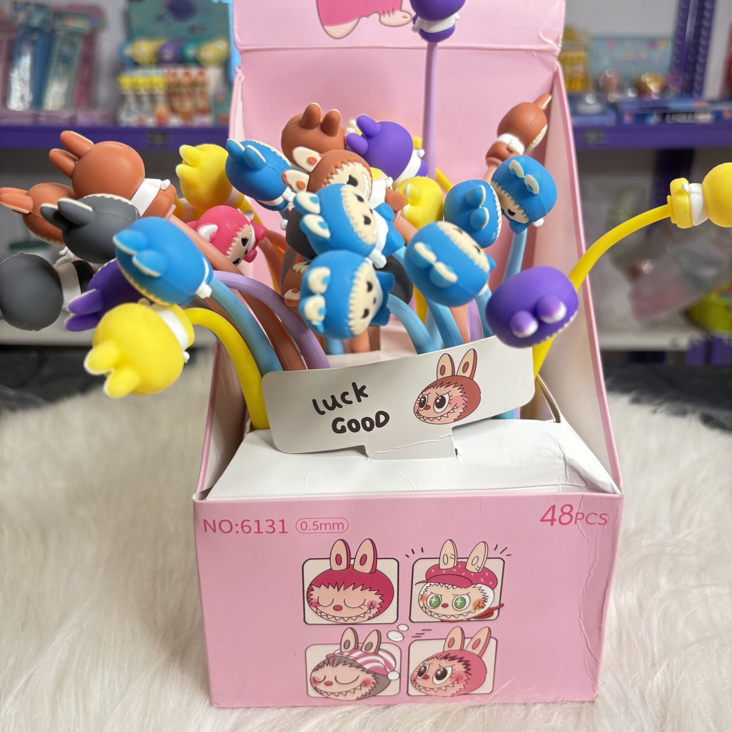 Dancing Labubu pen set of two
