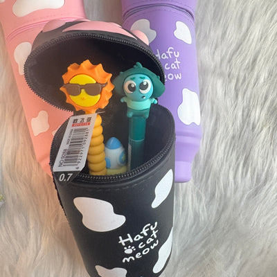 Paw shape pouches