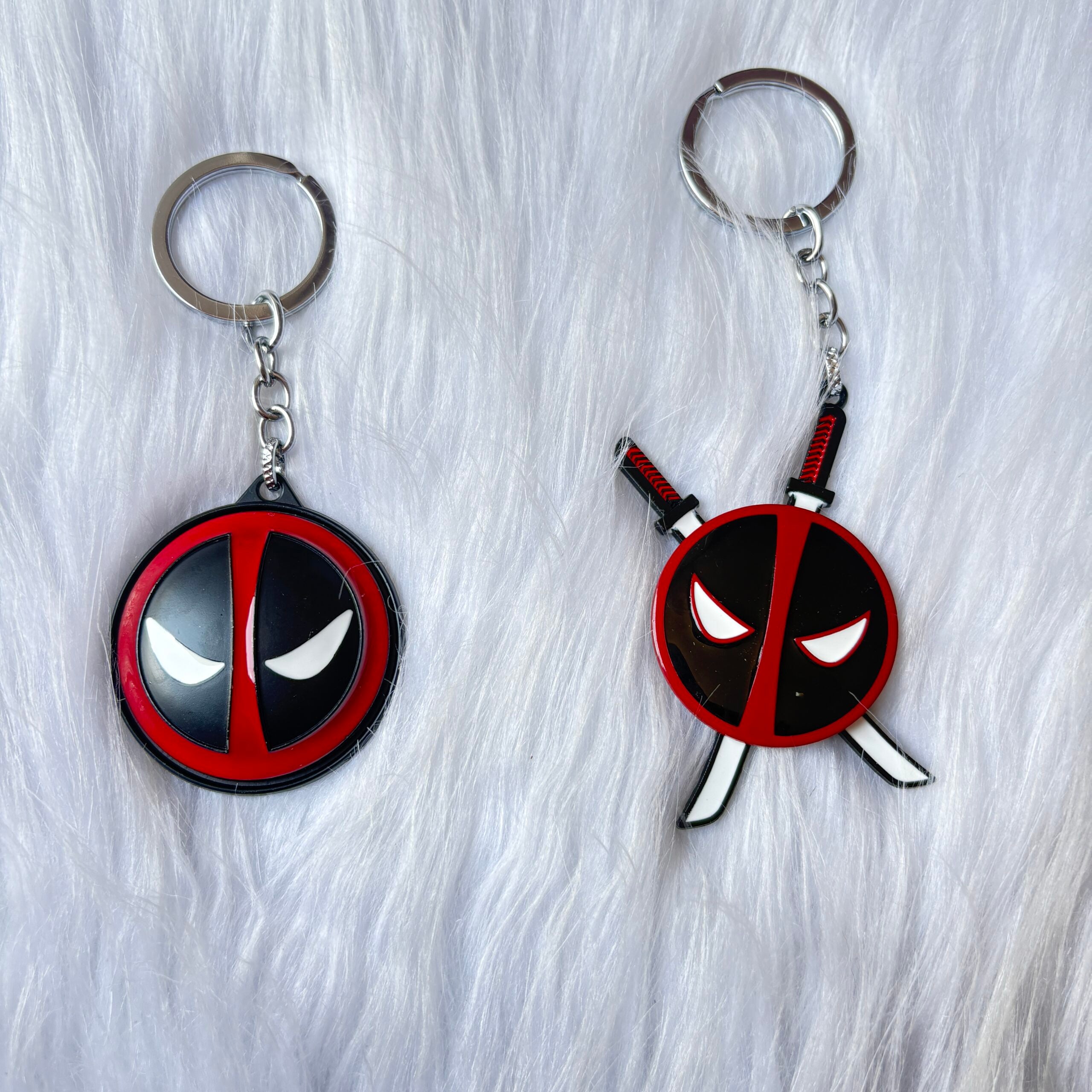 Premium deadpool metal spinning keychain