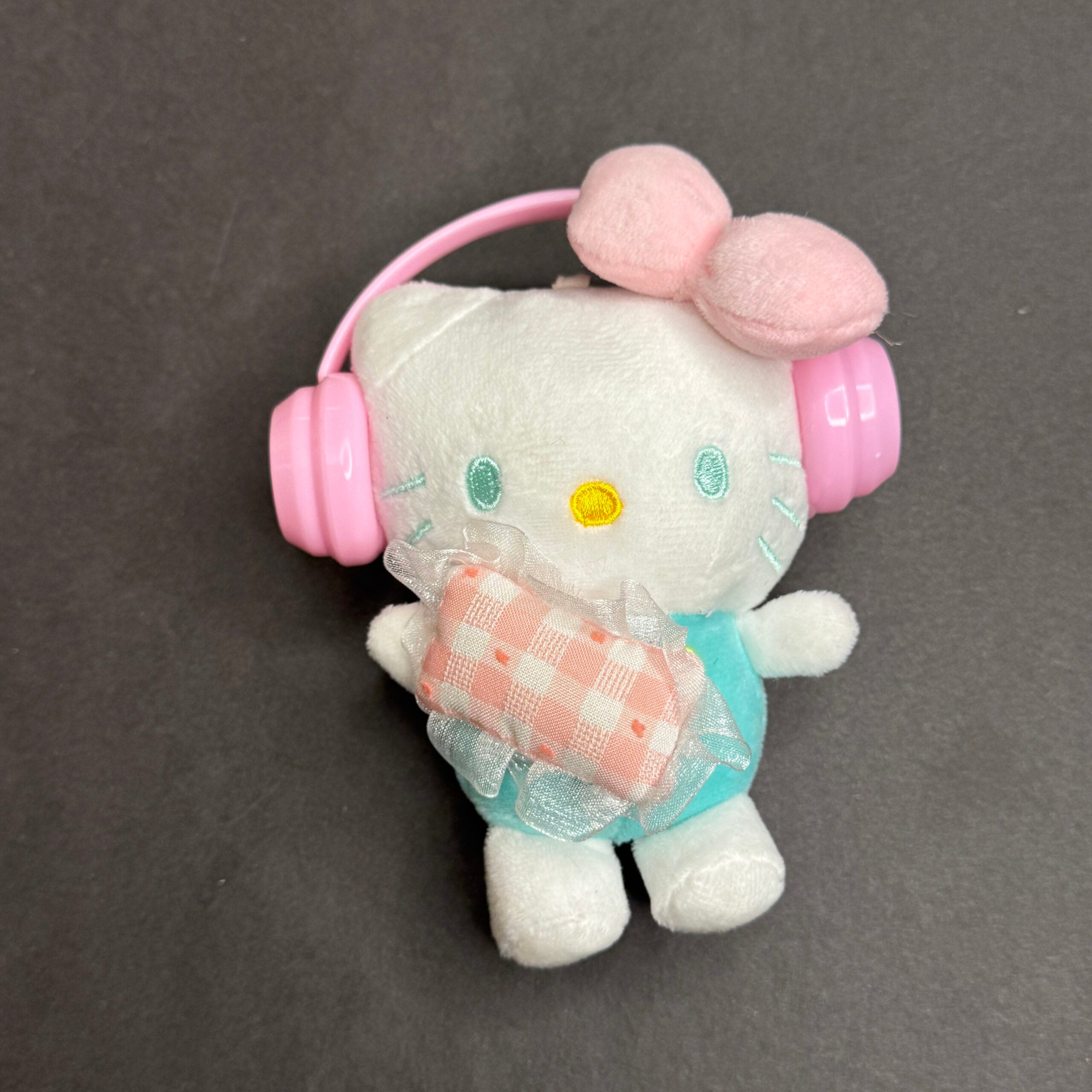 Hello Kitty Plushie Bag charm / Keychain