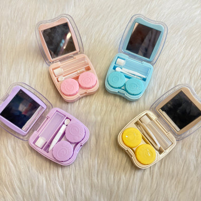 Lens accessories set