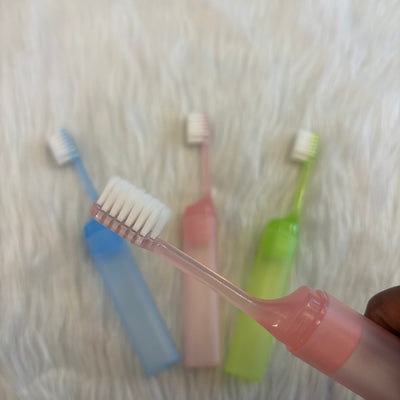 Travel friendly toothbrush set of 2