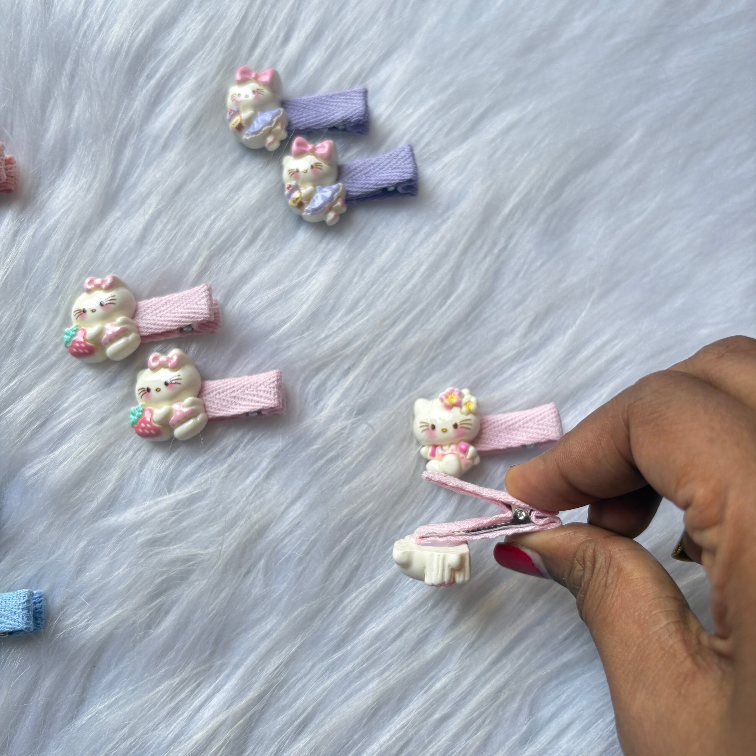 Cute hello kitty alligator clip for kids set of 2 pairs