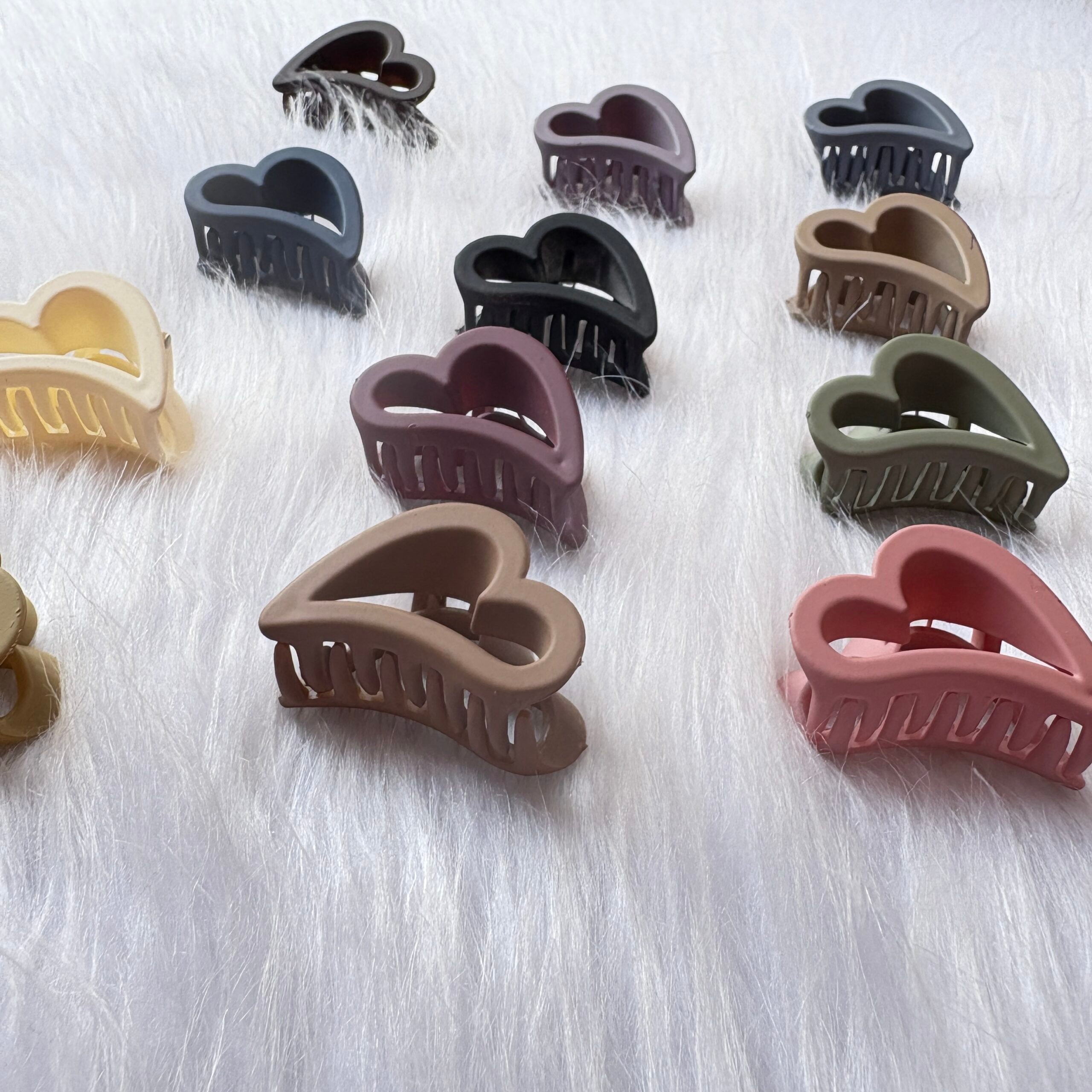 Heart shape claws