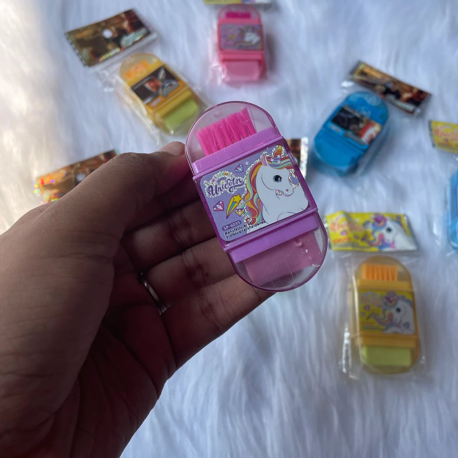 Sharpner &amp; eraser with duster(random)
