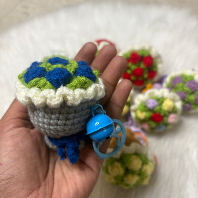 Flower bouquet crochet keychains