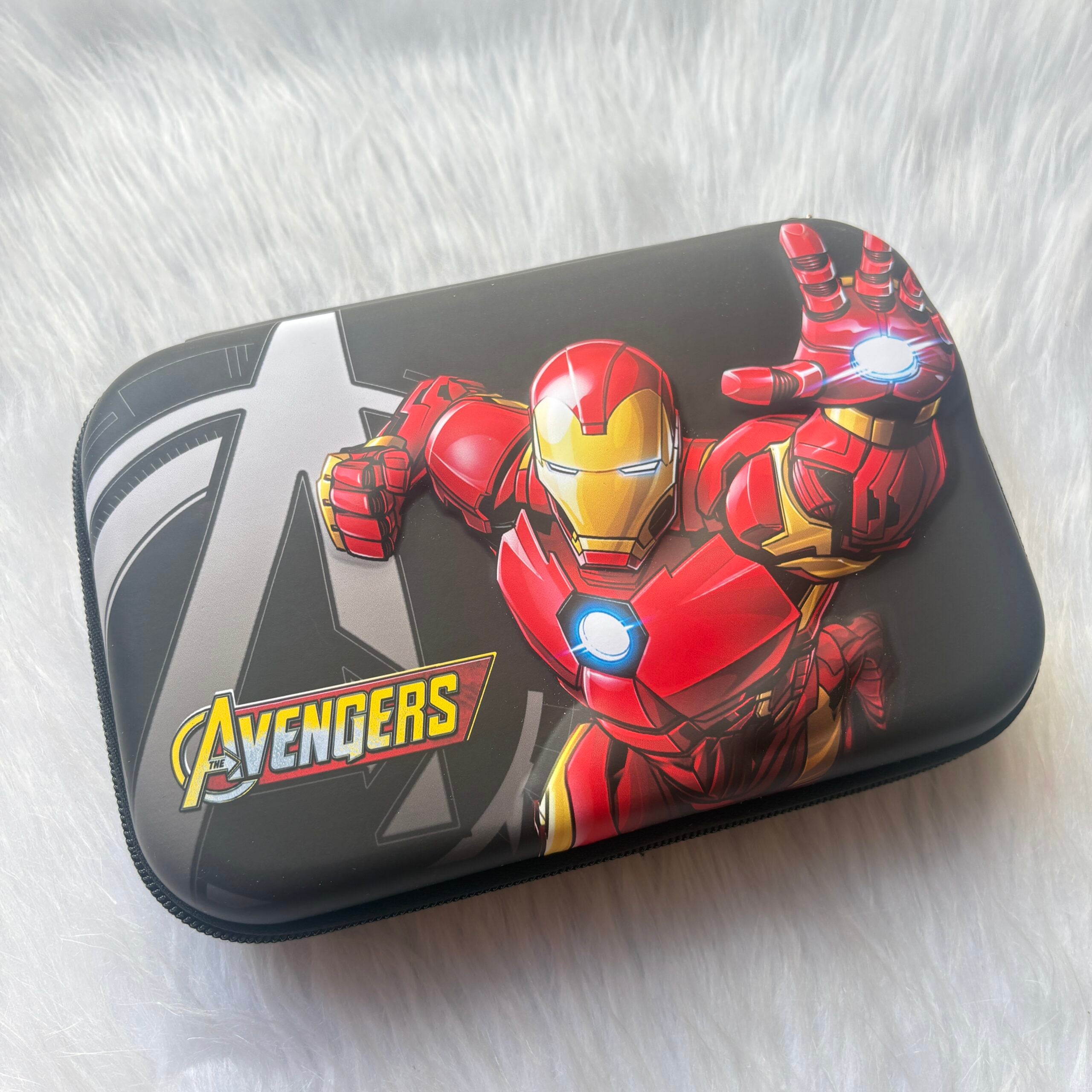Avengers big size smiggle