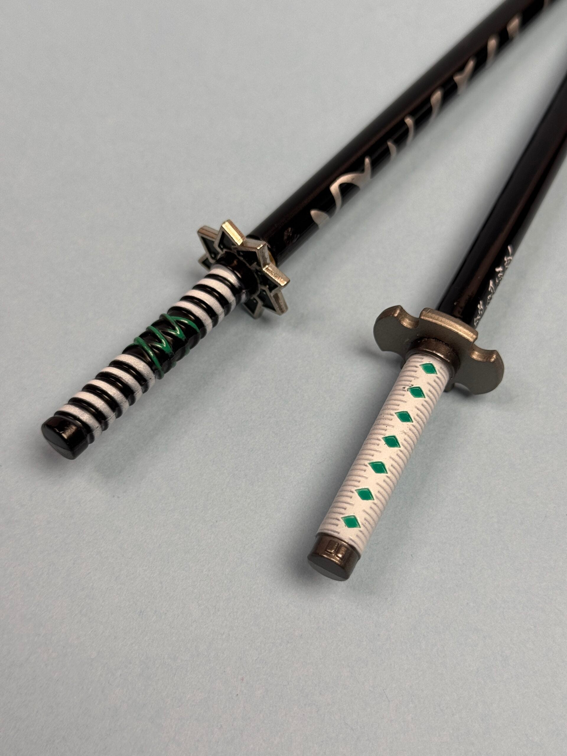 Metal Katana Pen with two refills