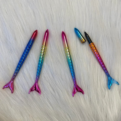 Fish tail pen holographic pattern