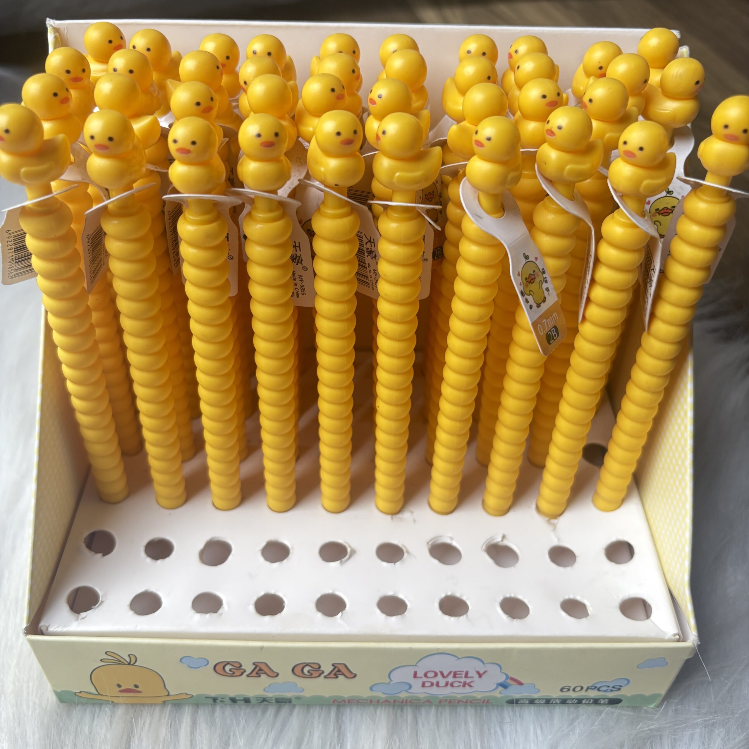 Duck shape lead pencil