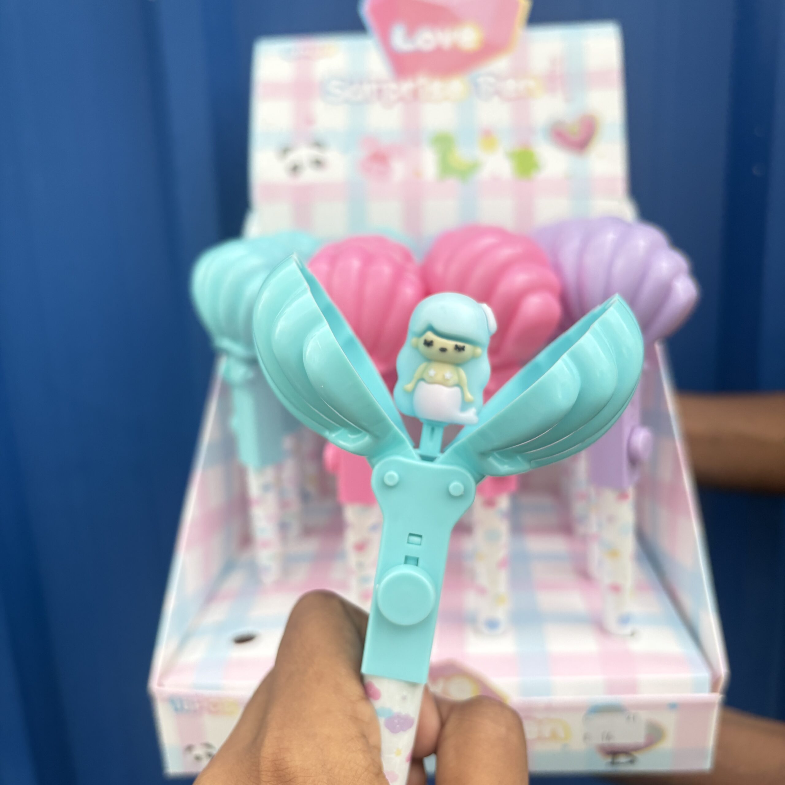 Mermaid surprise pen