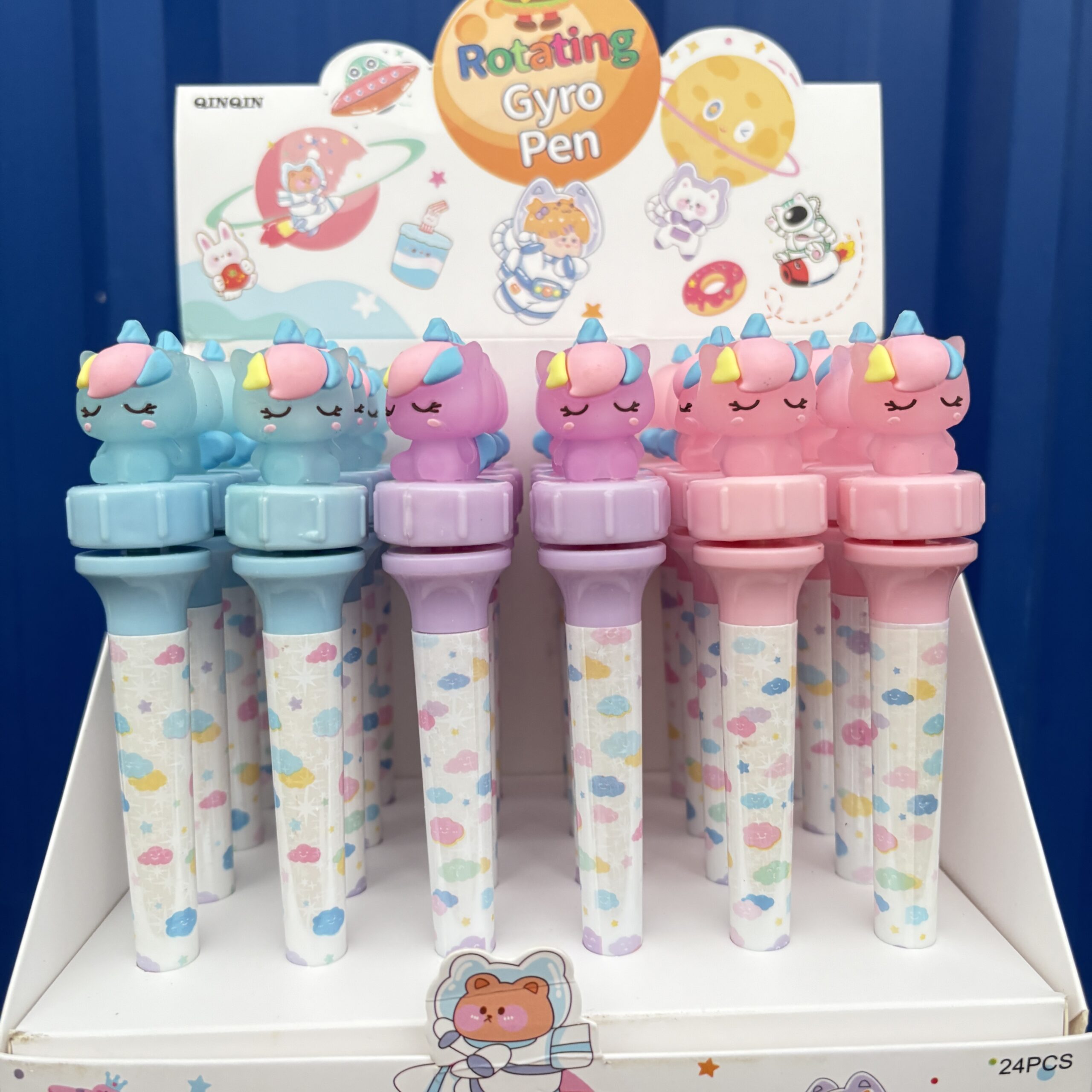Unicorn spinning pen