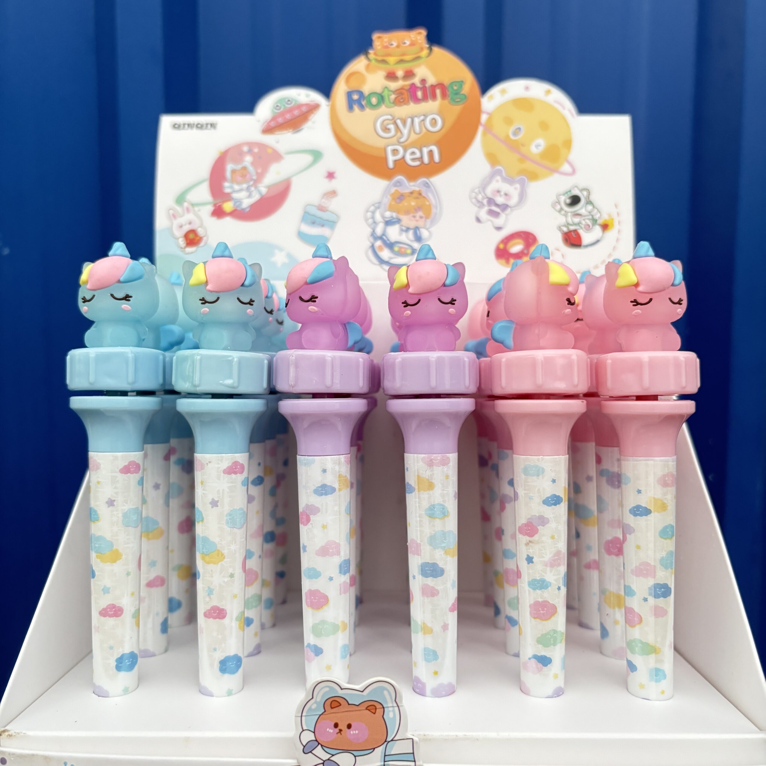 Unicorn spinning pen
