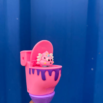 Potty shape pen
