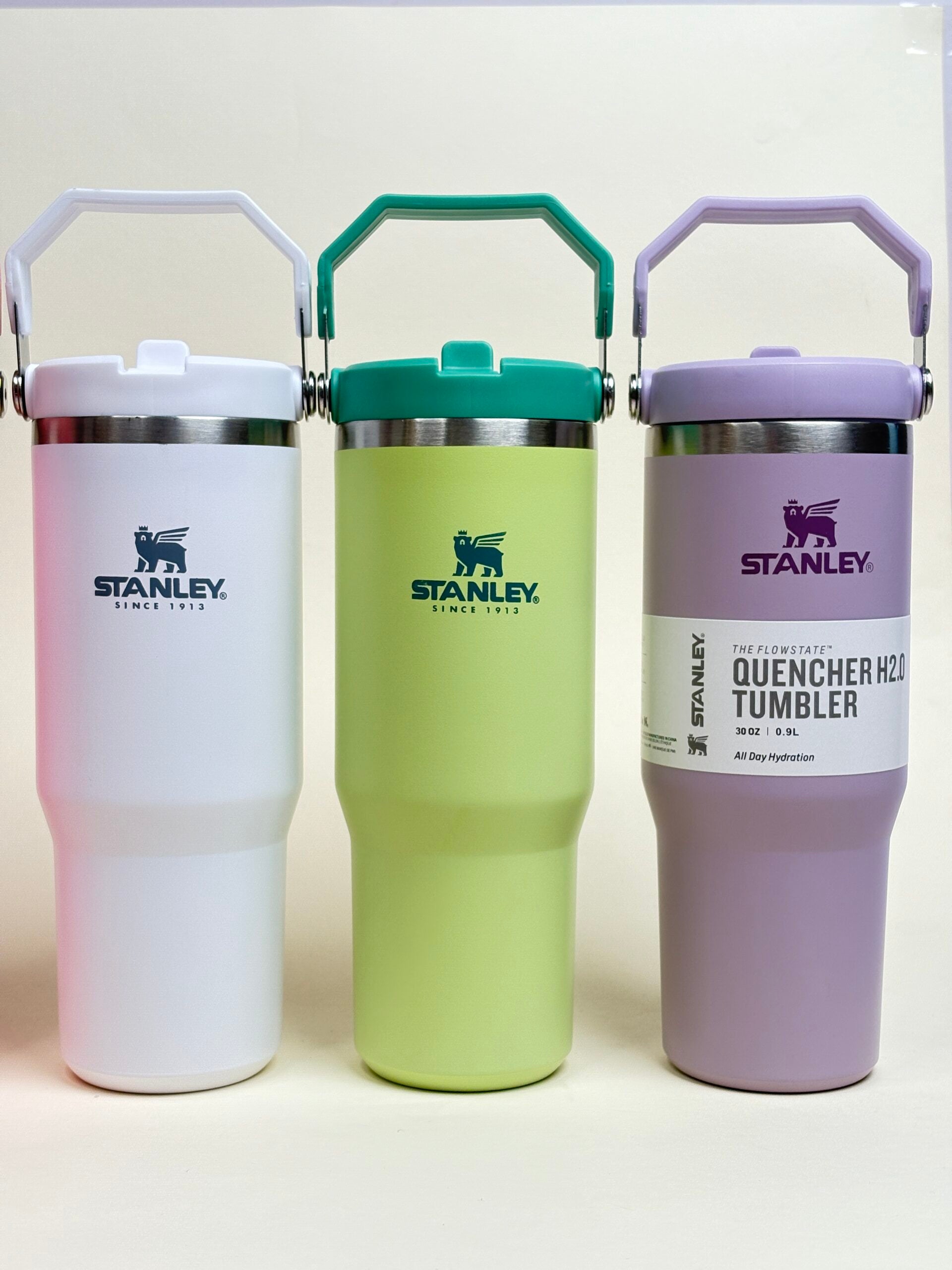 STANLEY IceFlow 2.0 Flip Straw Tumbler with Handle 30 oz