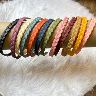 Premium matte finish hair bands random