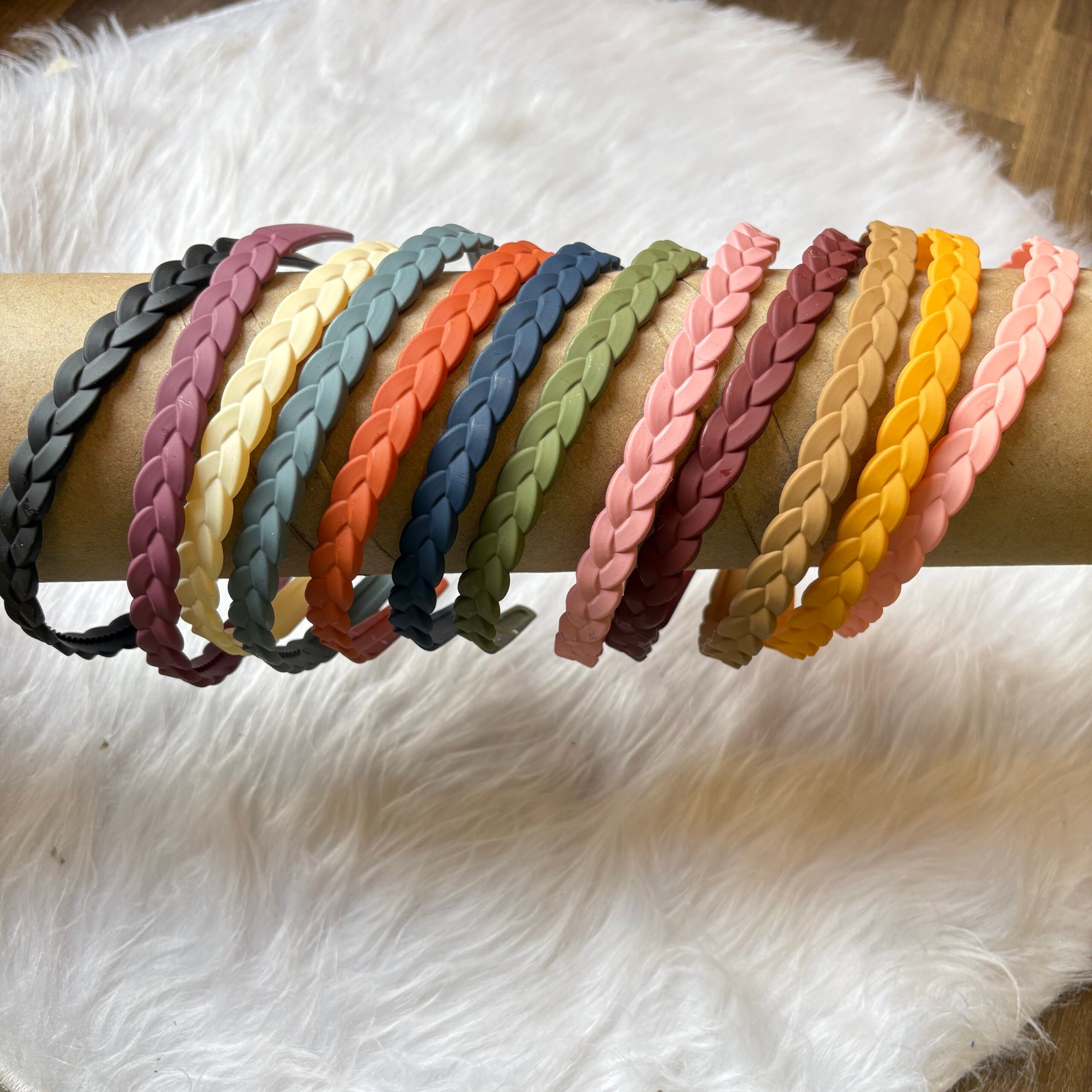 Premium matte finish hair bands random