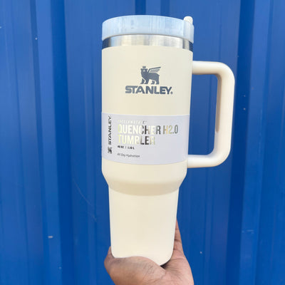Beige Stanley with straw
