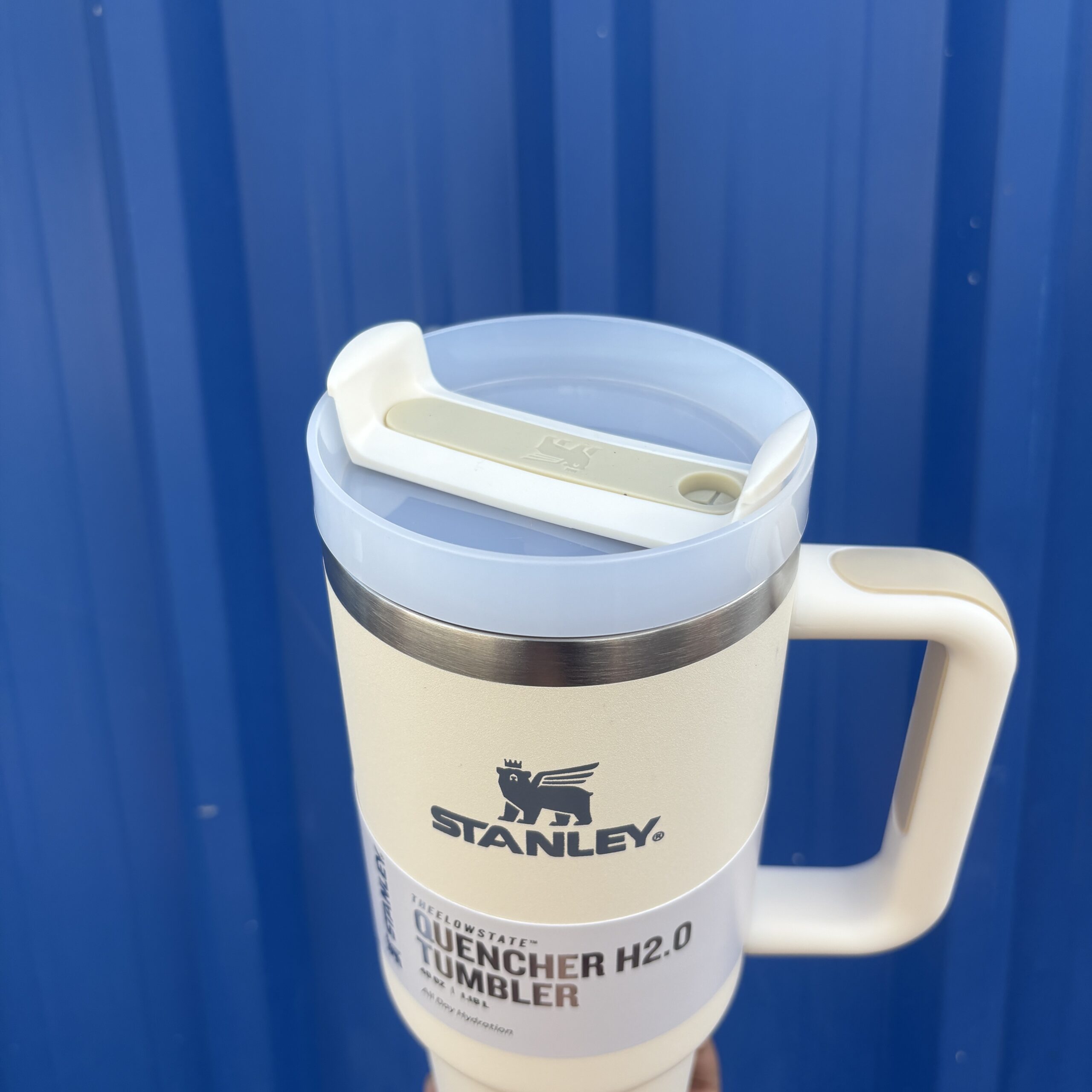 Beige Stanley with straw