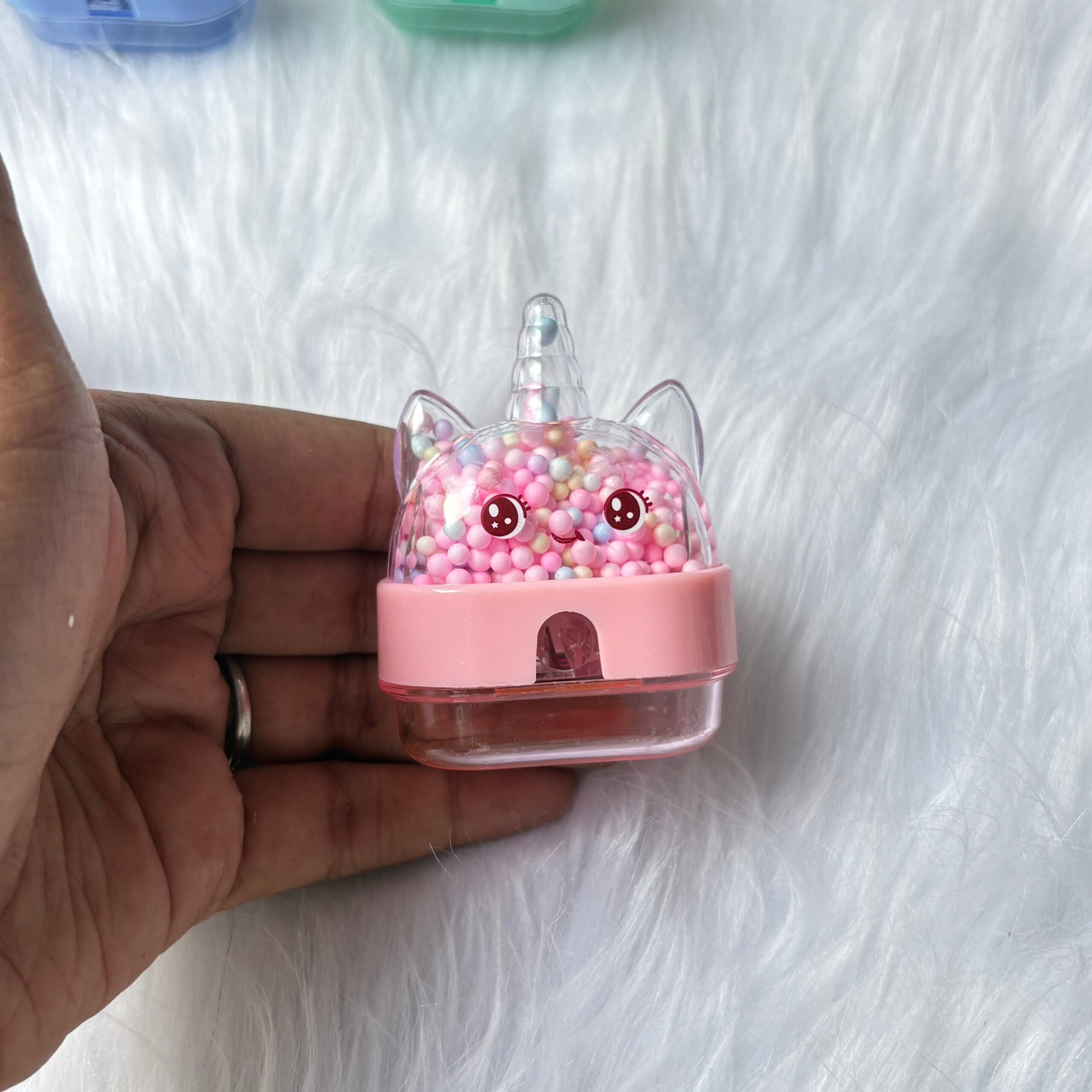 Moving Bubble unicorn sharpner random colors