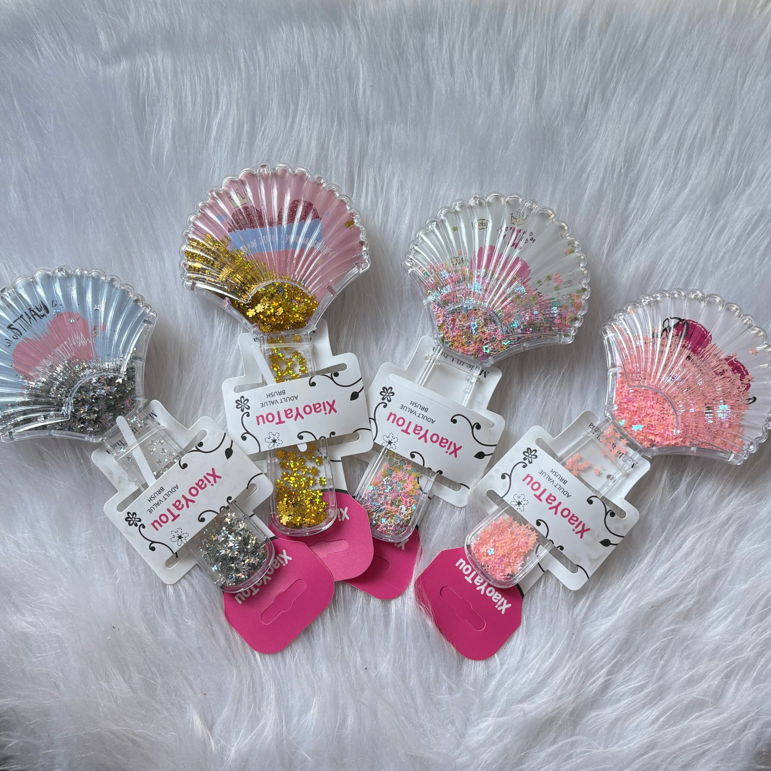 Shell shape moving glitter comb random