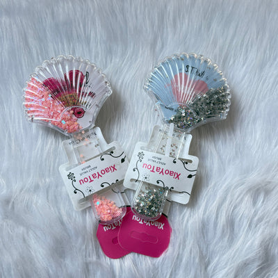 Shell shape moving glitter comb random