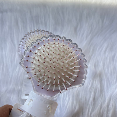 Shell shape moving glitter comb random