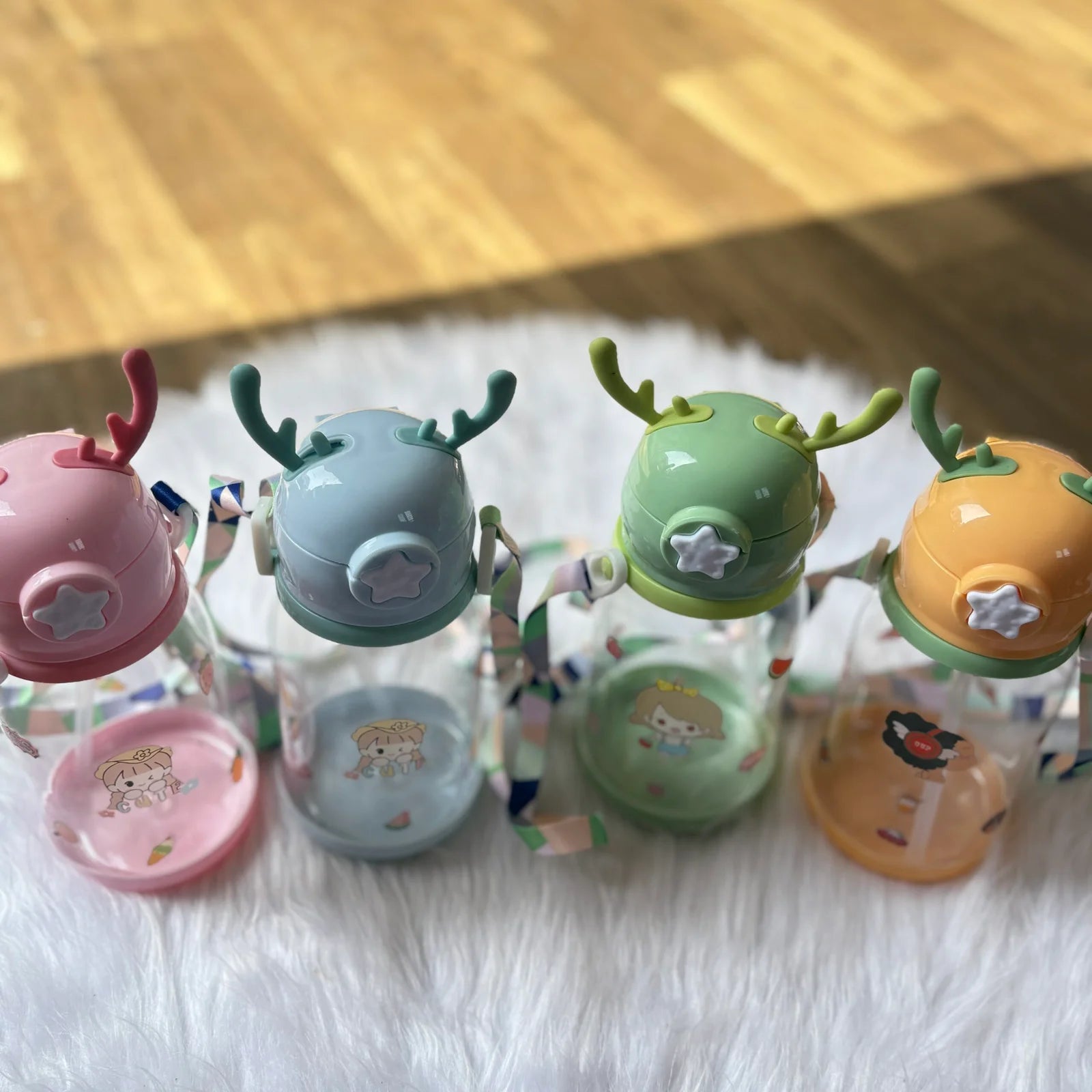 Cute reindeer bpa free sipper with stickers and tag approx 650ml