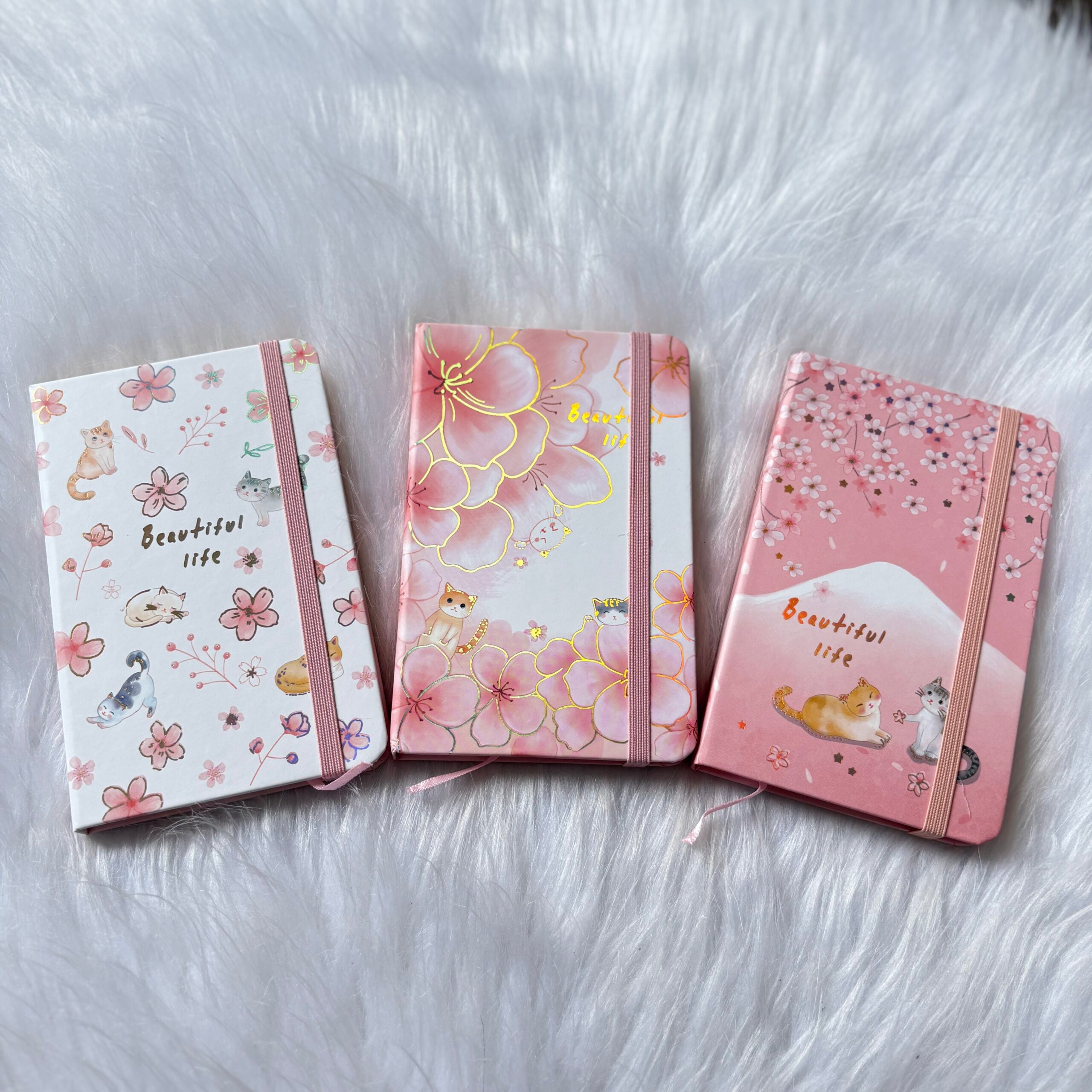 Cute aesthetic diary A6 (random)