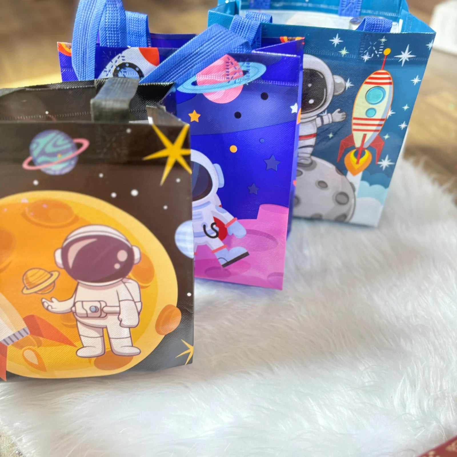 Space waterproof gift bags