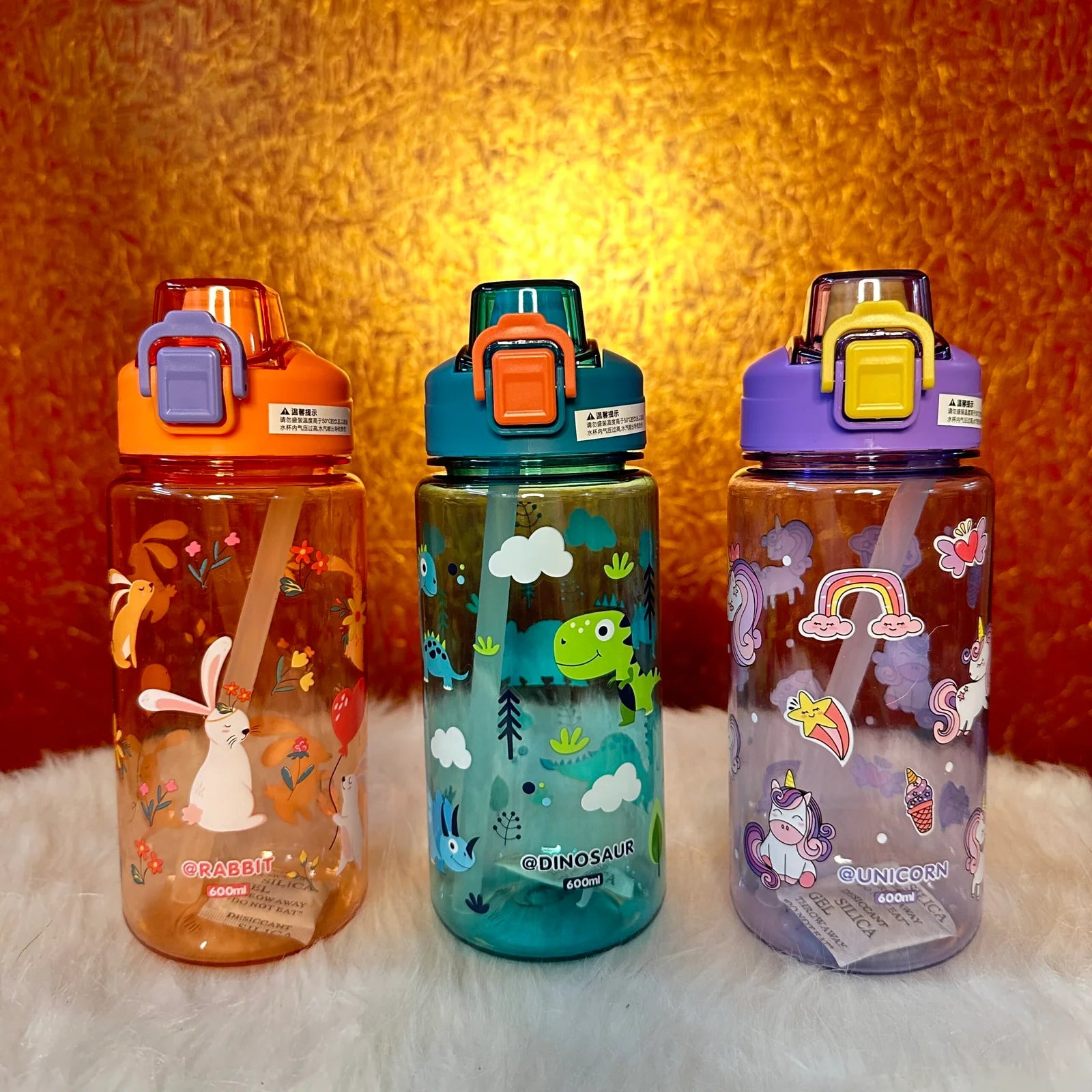 Premium quality Sipper bottle with lock approx 600 mL bpa free