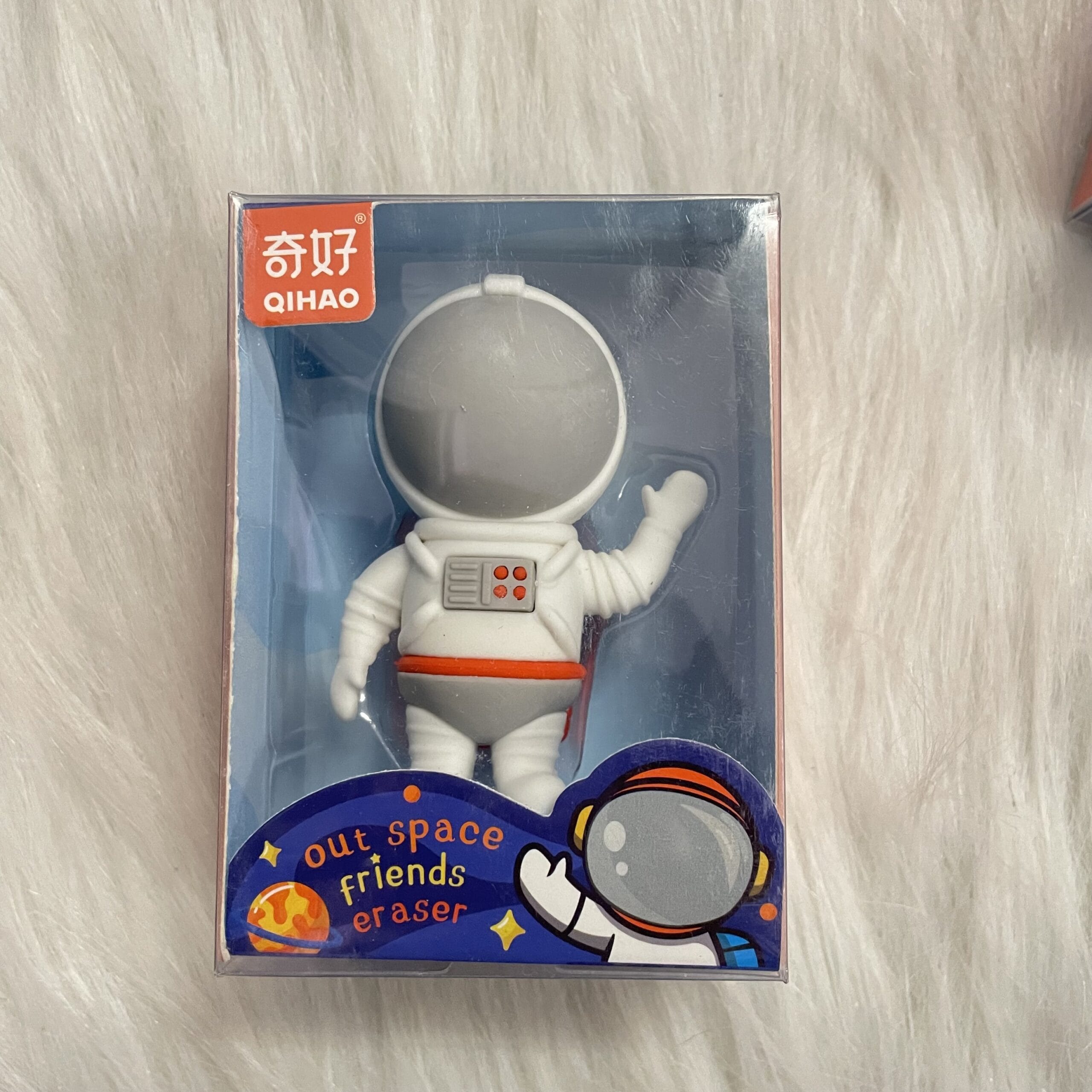 Jumbo space eraser