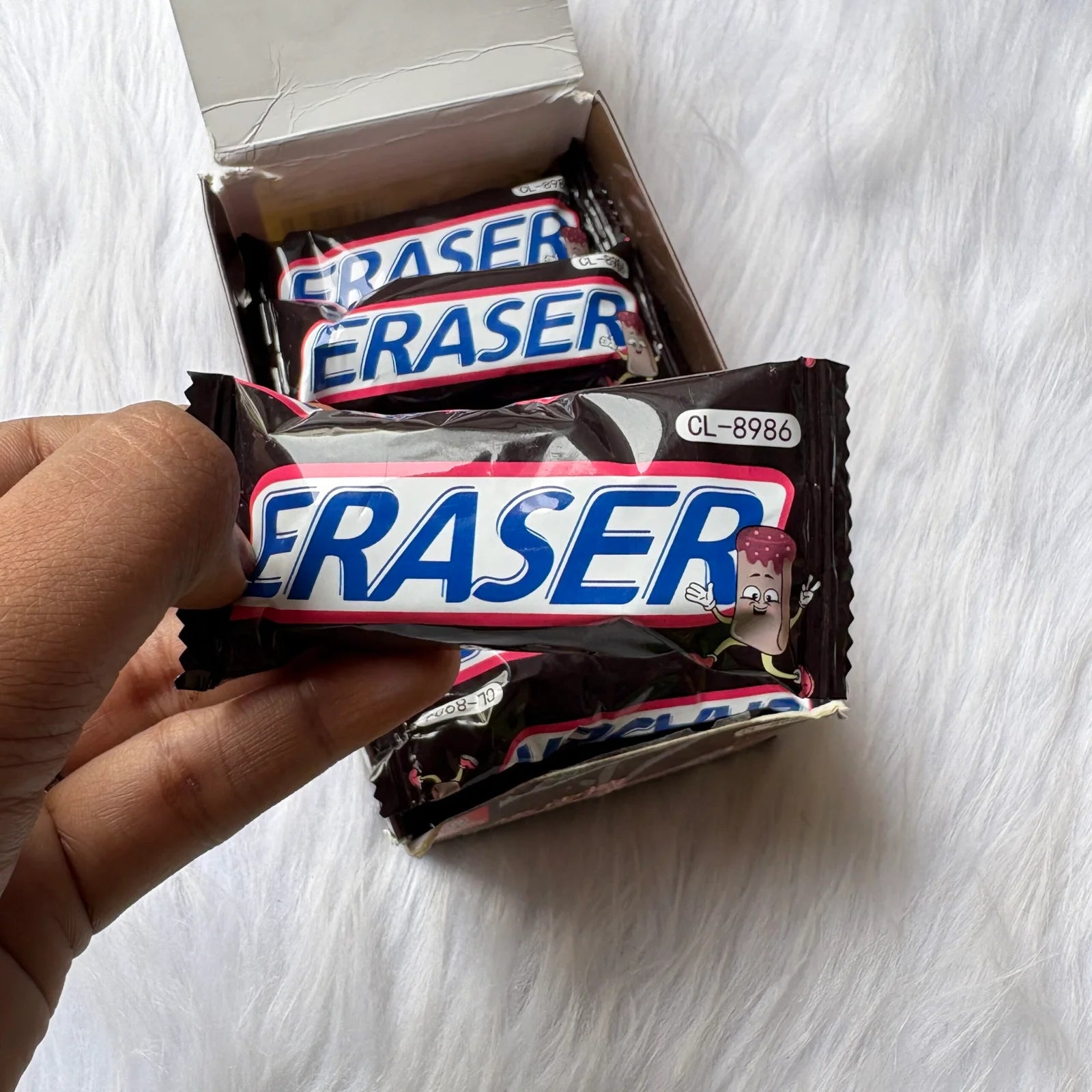 Snickers eraser with real fragrance