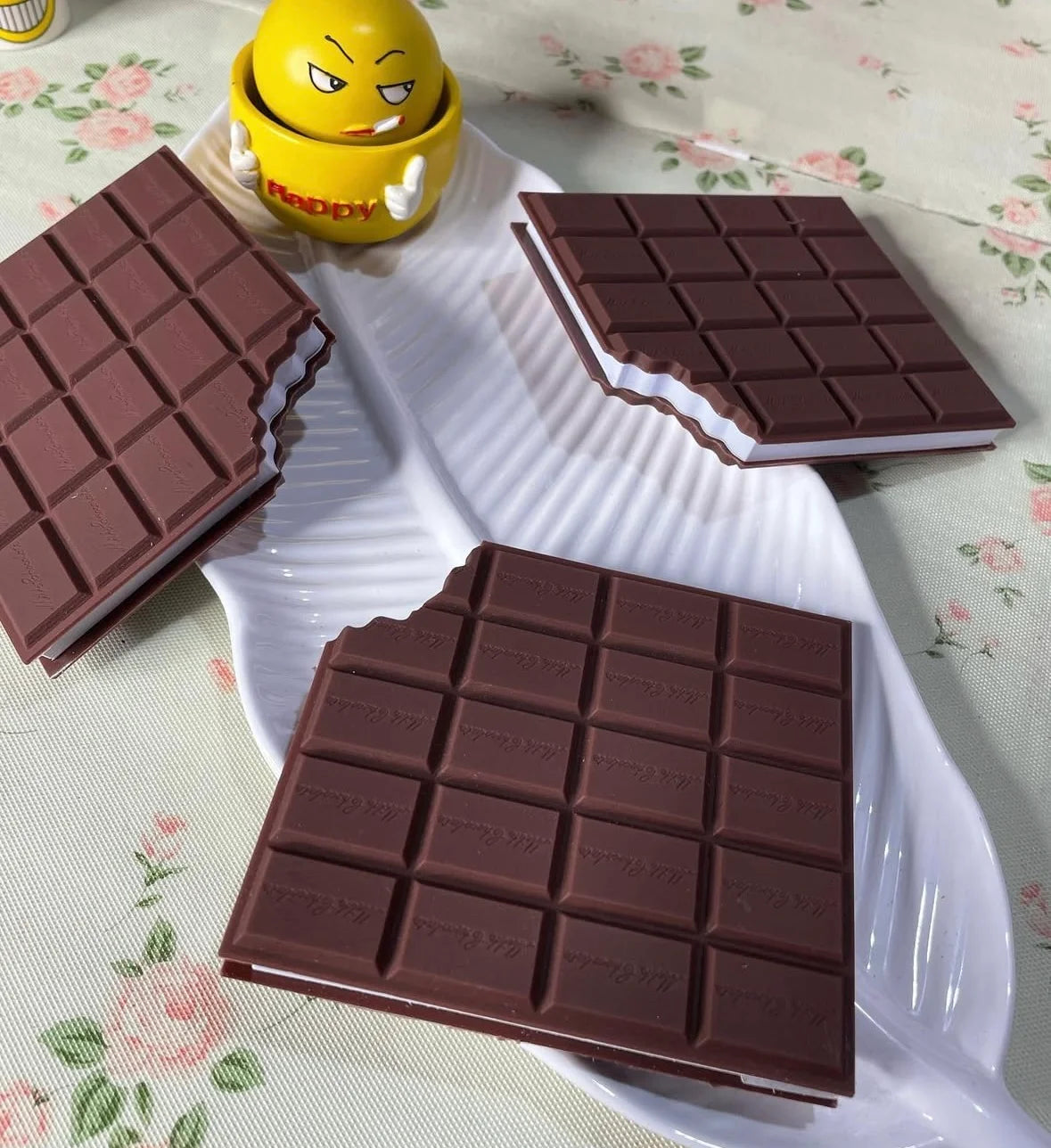 Chocolate notepad with fragrance
