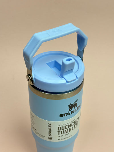 Leak proof Stanley with handle