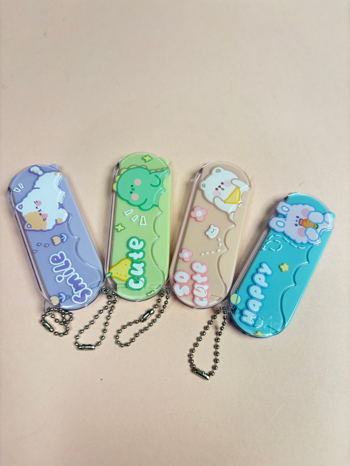 Pocket mirror with comb