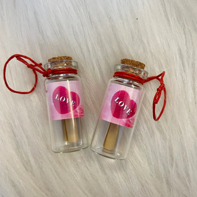 Love theme message bottle